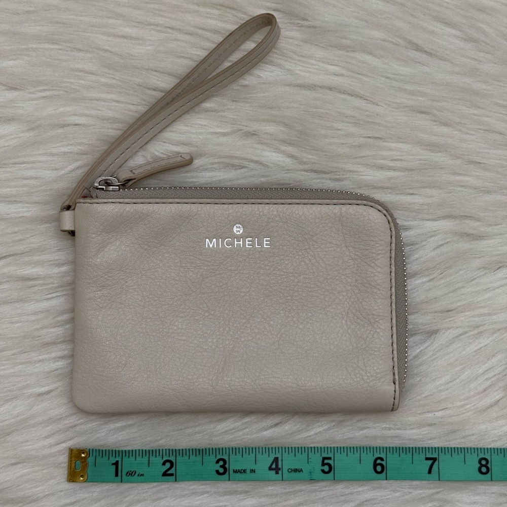 MICHELE - GREY WHITE WRISTLET ZIP BAG - Picture 10 of 11